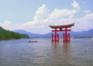 Torii pic-Itsukushima